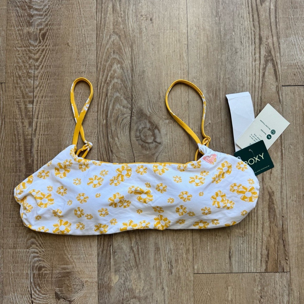NWT Reversible Roxy Yellow Floral Bikini Top